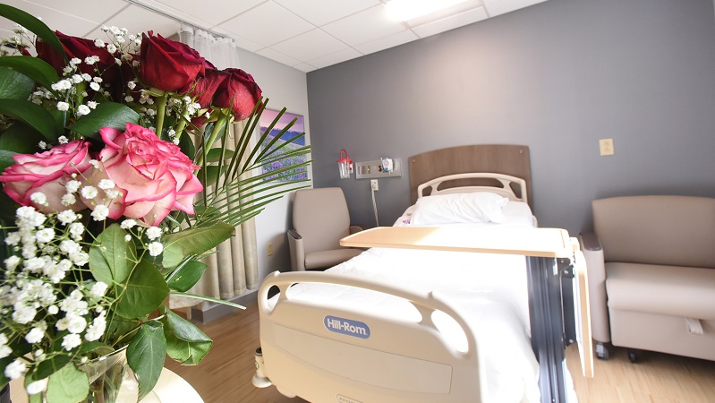 Mother-Baby Suites at Valley's Center for Childbirth
