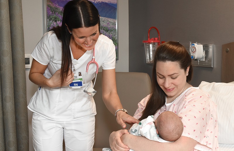 Mother-Baby Suites at Valley's Center for Childbirth