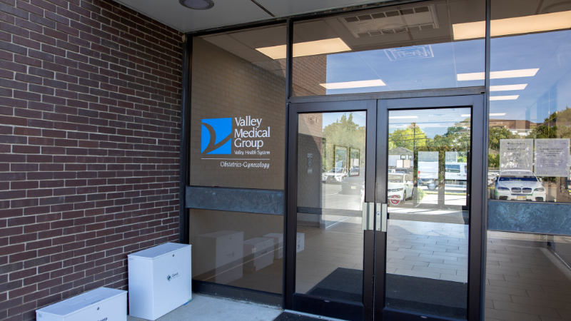 exterior of fairlawn obgyn office
