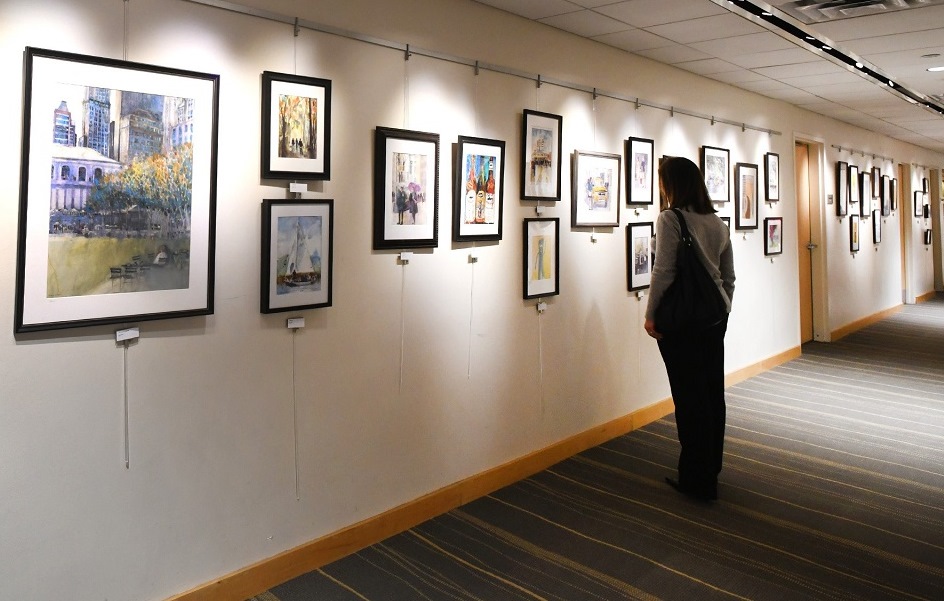 Auxiliary Gallery