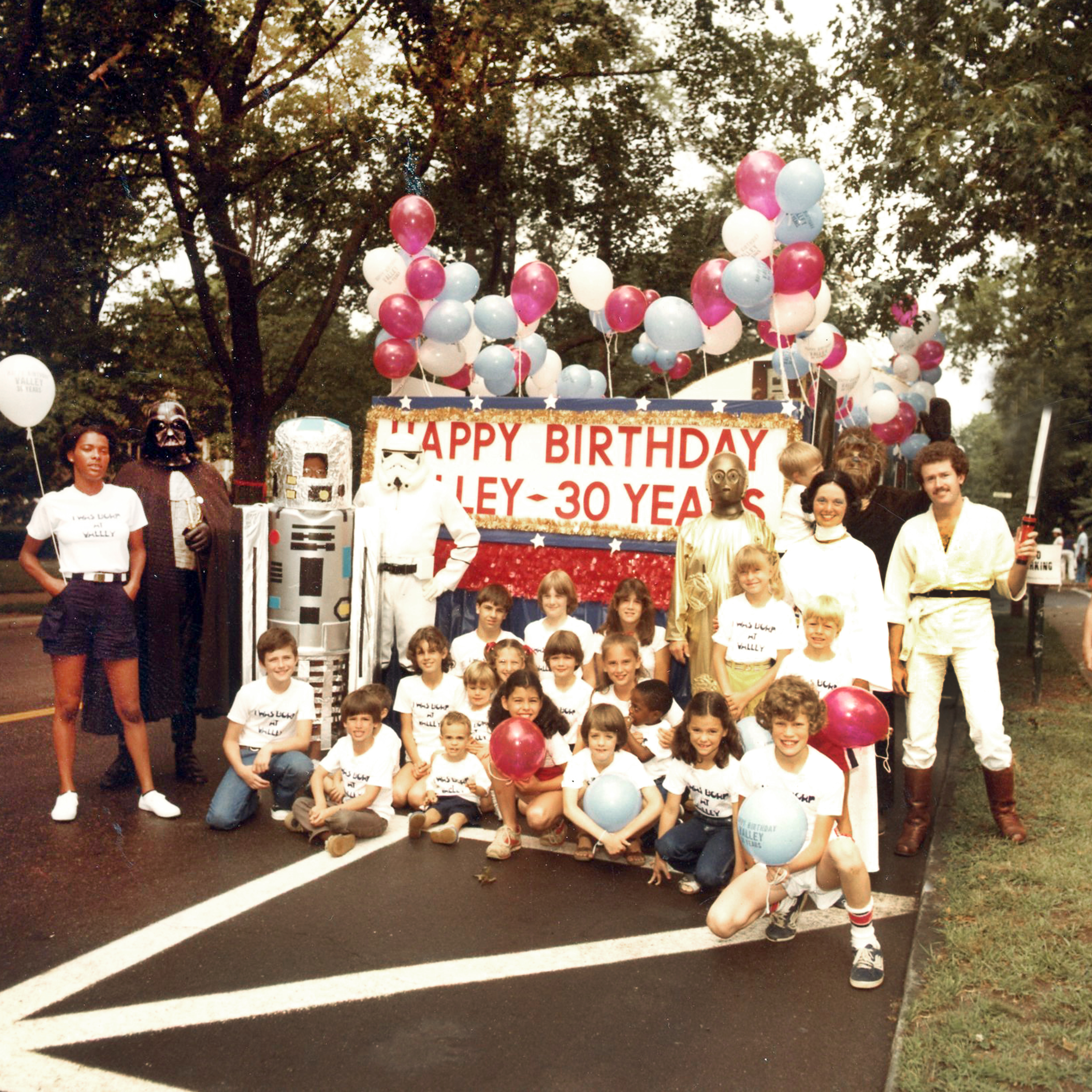 children on the Valley float at the 4th of July parade