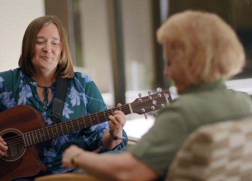 music therapist and patient in valley hospice