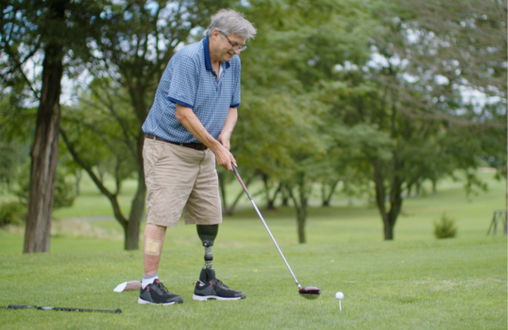 Mike golfing