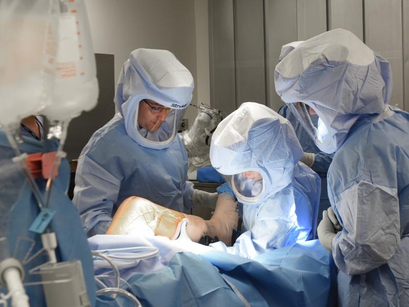 Dr. Anthony Delfico, Director of Orthopedics at The Valley Hospital, performs a knee replacement procedure
